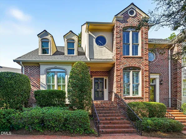 3306 Ridgecrest Ct, Raleigh, NC 27607