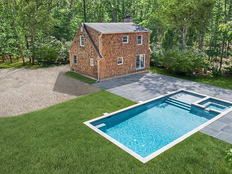 15 Marion Ln — Photo 16