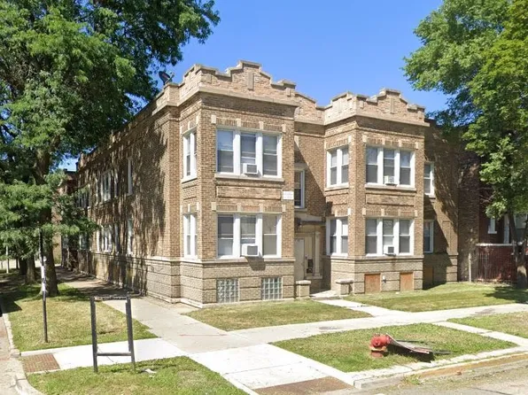 5448 W Quincy St #221-2, Chicago, IL 60644
