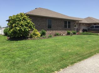 1905 Chris Ln, Joplin, MO 64804