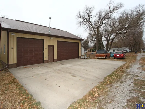 7322 Thurston St, Lincoln, NE 68507