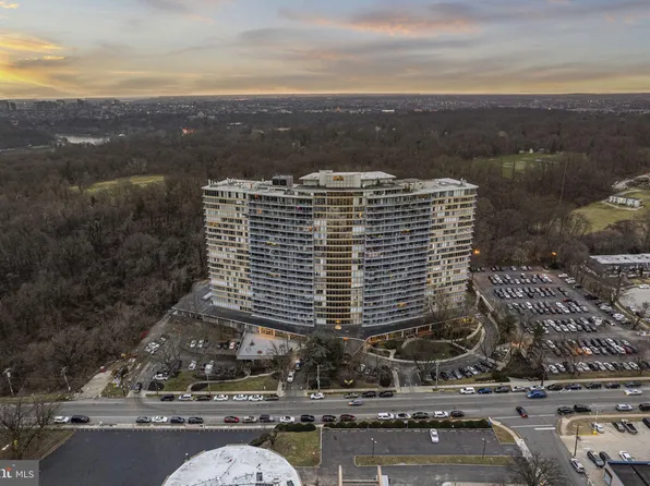3900 Ford Rd APT 19G, Philadelphia, PA 19131