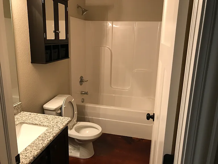 540 N Doris St — Photo 5