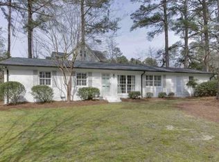 900 Wimbleton Dr, Raleigh, NC 27609