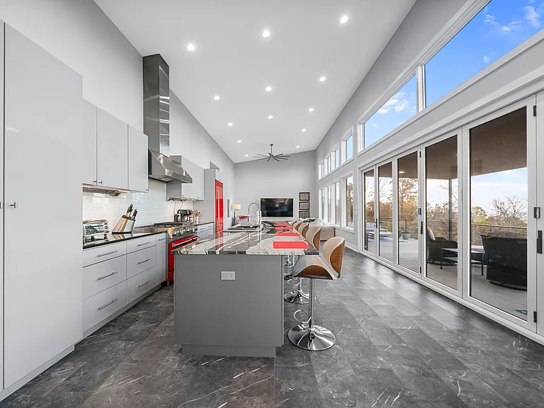 628 Mount Riante Rd — Photo 36