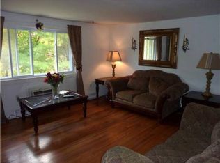 1903 Parr Lake Dr, Newburgh, NY 12550