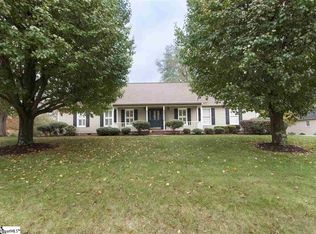3 Fairwood Dr, Greenville, SC 29617