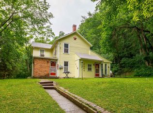 2003 Hershey Ave, Muscatine, IA 52761