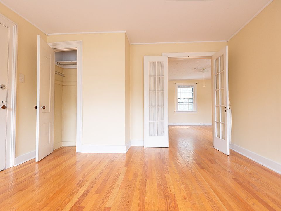 1st image of 18 Cottage St Floor 2