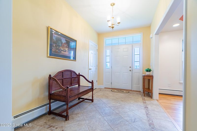 3rd image of 185 Charlton Road
