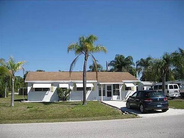 2851 10th St, Englewood, FL 34224