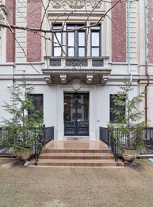 1st image of 28 W 74th St #1A