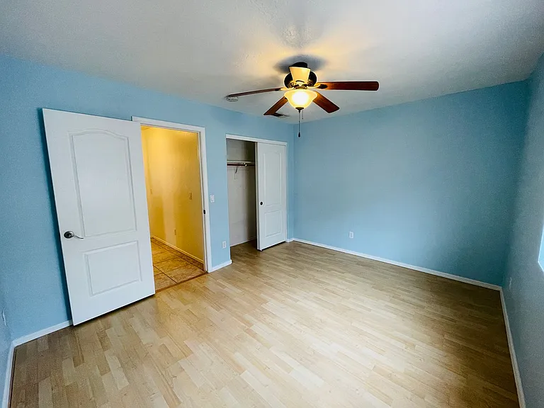 1051 W Todd Dr — Photo 25