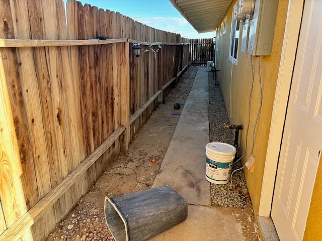 8124 Peach Ave — Photo 7