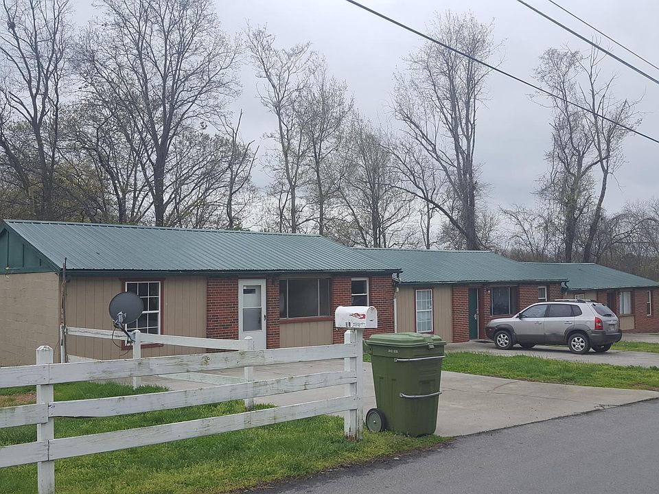 2nd image of 2016 Faulkner Rd