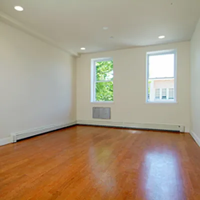Rented by Crewstown Realty | media 12