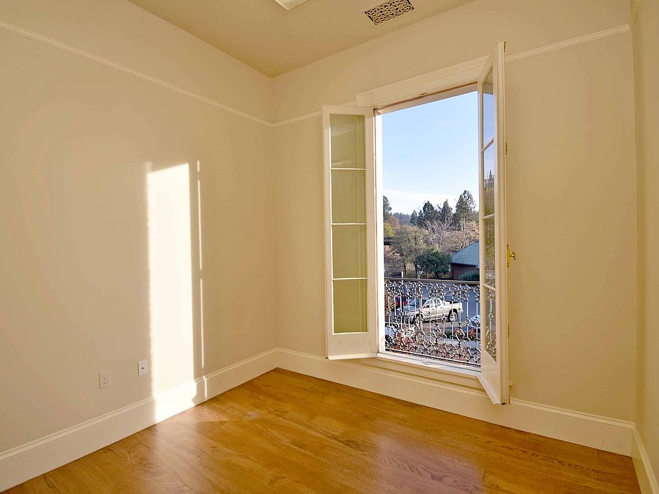 2nd image of 170 E Main St #213-1