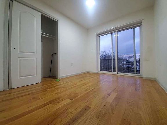 4th image of 104 Martin L King Pl #3