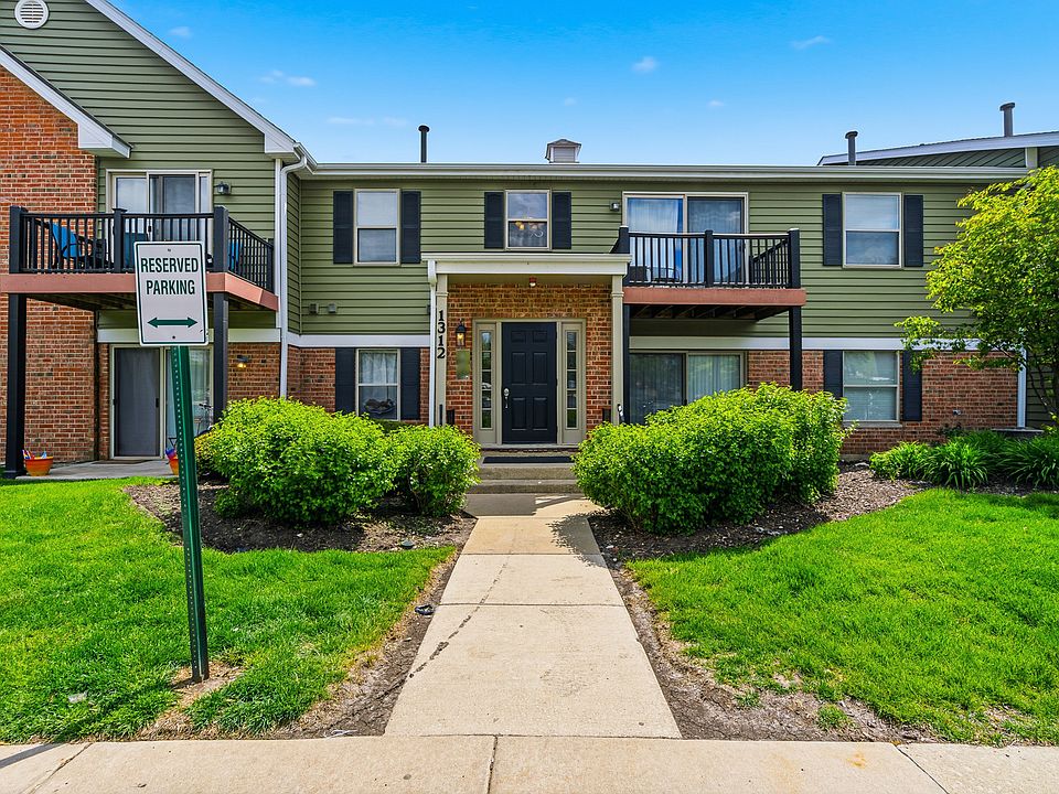 1st image of 1312 McDowell Rd #204