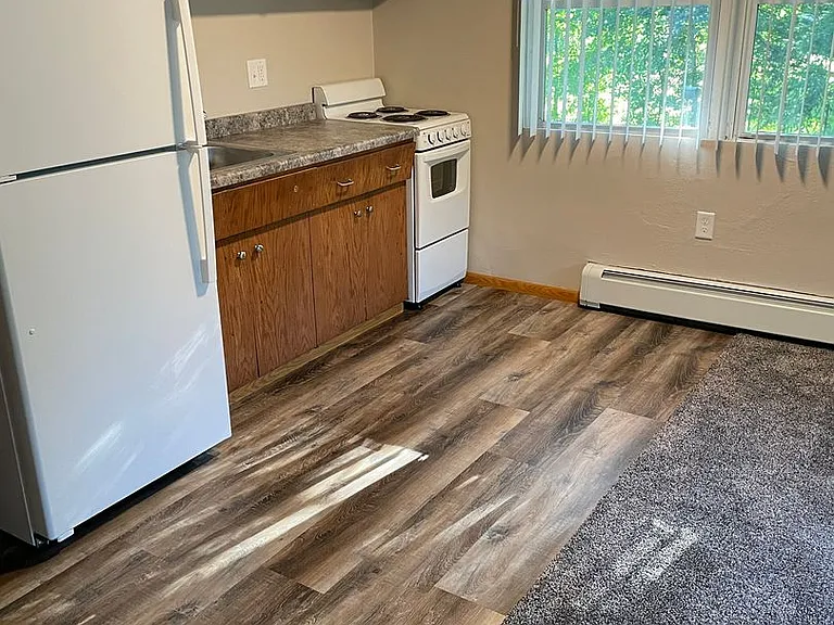 1910 10th Ave S #4 — Photo 26