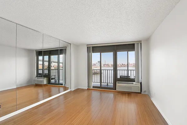 Sold by Keller Williams NYC | media 4