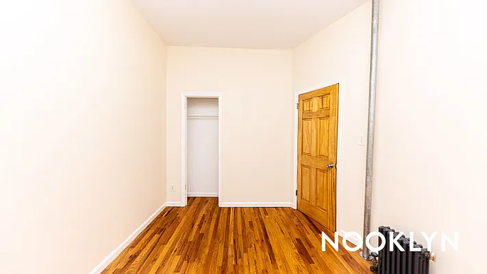Rented by Nooklyn NYC LLC | media 32