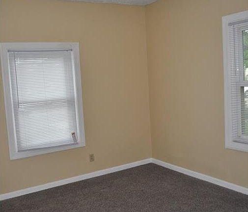 3rd image of 1734 N Oxford St