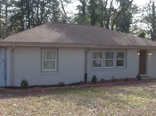 2991 Laguna Dr, Decatur, GA 30032