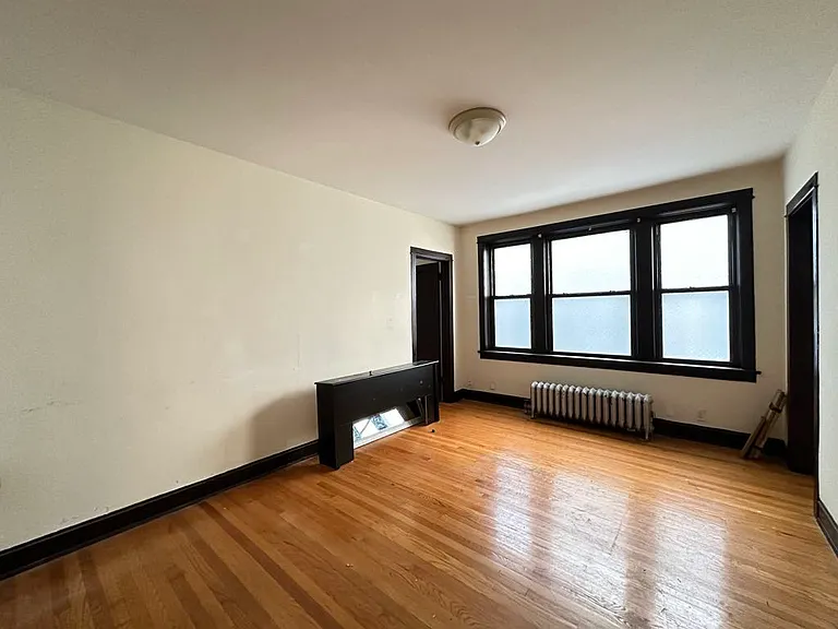 1949 W Cuyler Ave #2 — Photo 13