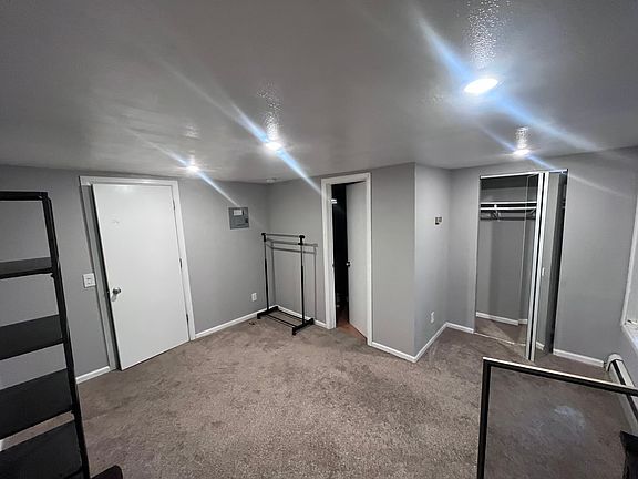 5th image of 423 Arapahoe St