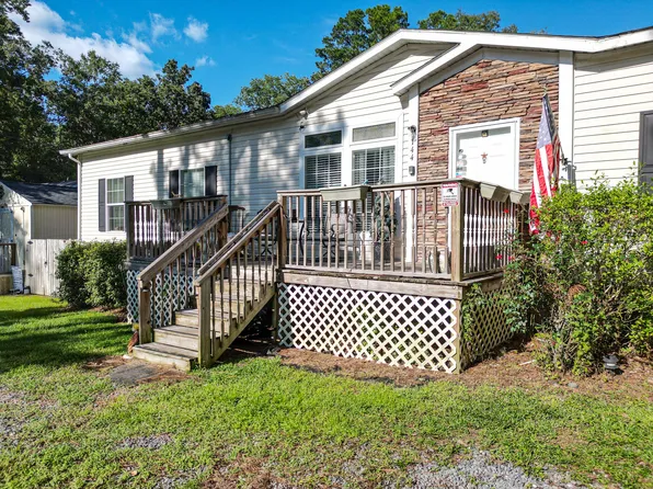 144 Allspice Dr, Summerville, SC 29483