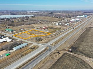 7&8 18th St NE, Willmar, MN 56201