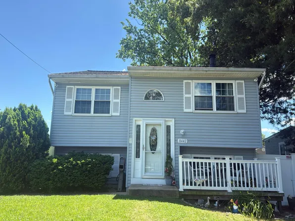 8442 Geneva Rd, Pasadena, MD 21122