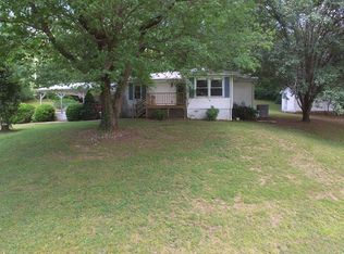 1905 Flatwoods Rd, Camden, TN 38320