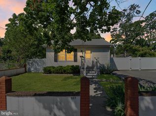 527 Chestnut Ave, Northfield, NJ 08225