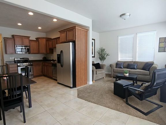 2nd image of 3733 W Lilac Heights Dr