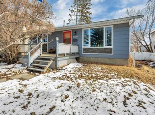 6749 W 59th Ave, Red Deer, AB T4P 1B1