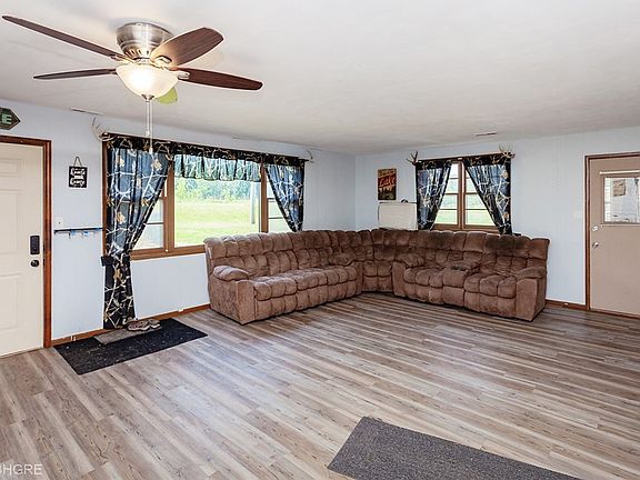 4th image of 116 Lakeview Dr