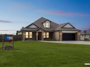 1420 Palomino Trl, Angleton, TX 77515