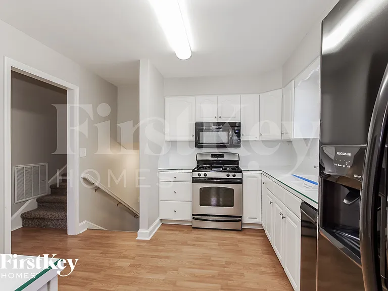 13507 Idlefield Ln — Photo 6