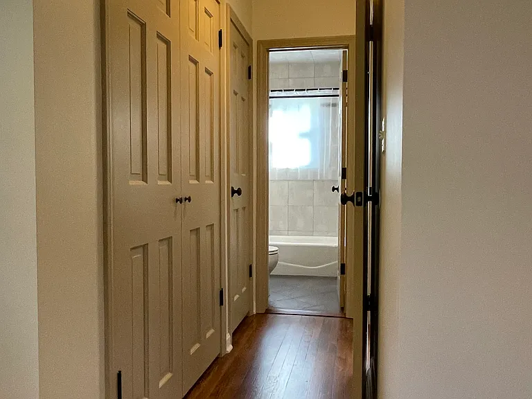127 Jackson Ave #A — Photo 8