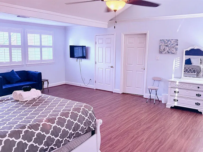 1802 Potomac Dr #C — Photo 7