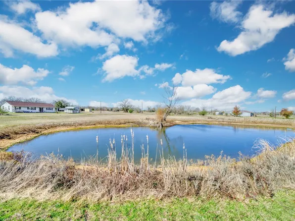21234 Harrison Dr, Bedias, TX 77831