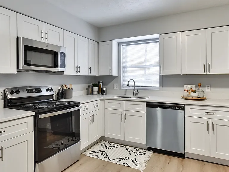 4605 California St #3 — Photo 27