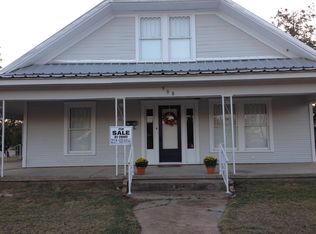 908 Avenue E, Cisco, TX 76437