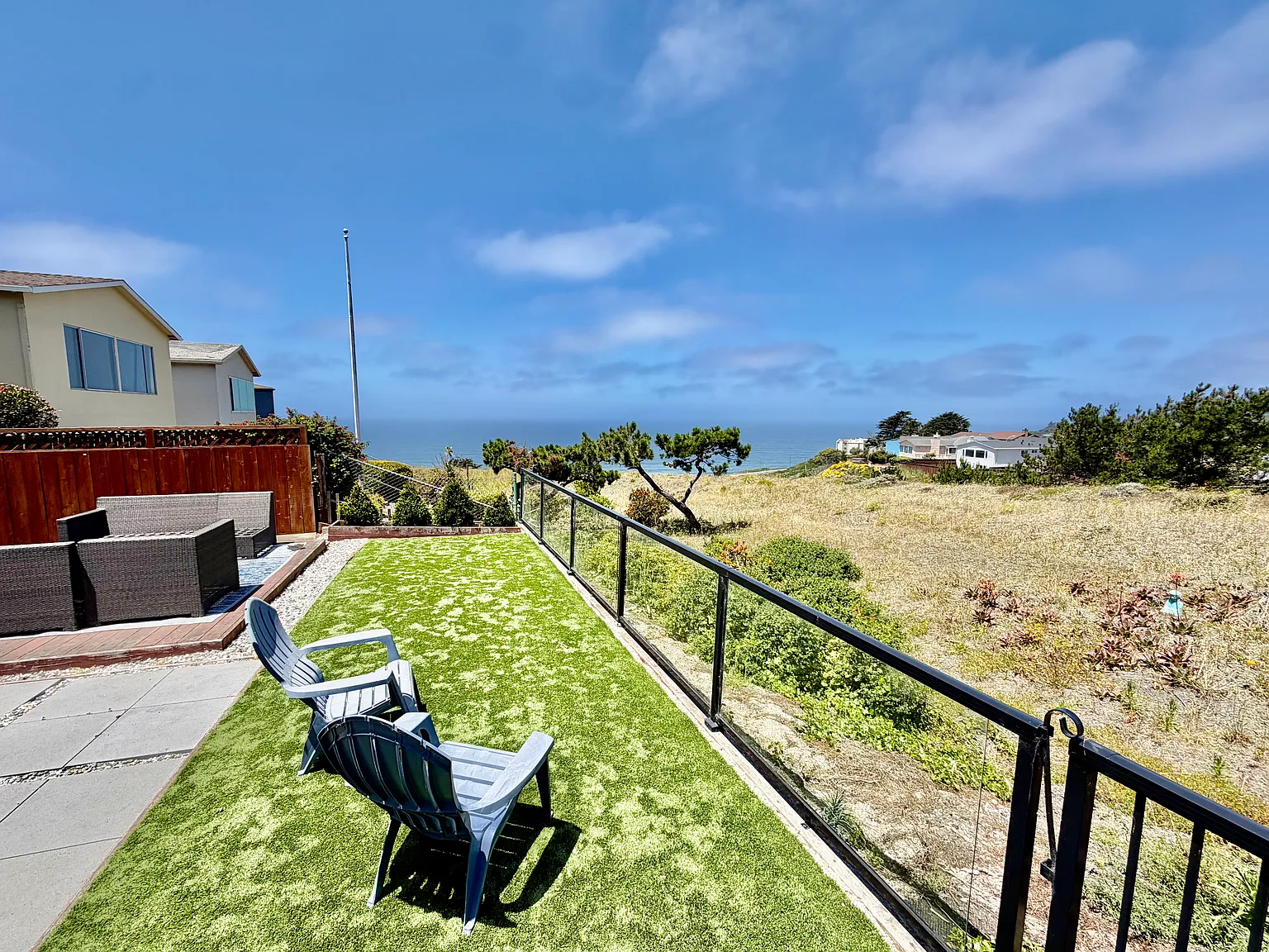Coral Ridge Dr, Pacifica — Photo 2