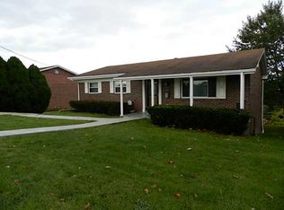 42 Macek Dr, Pittsburgh, PA 15227