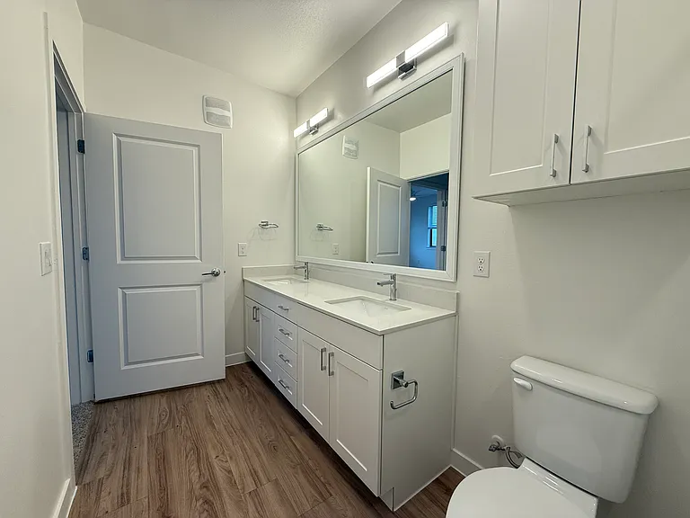 Cordelia Ct — Photo 11