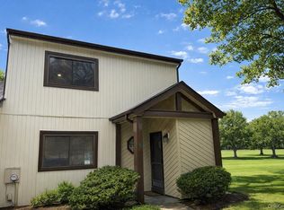 46 Blue Point Rd E, Holtsville, NY 11742