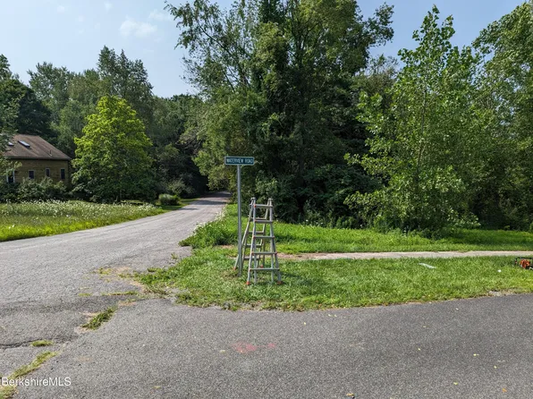 0 Iron Mine Rd, West Stockbridge, MA 01266